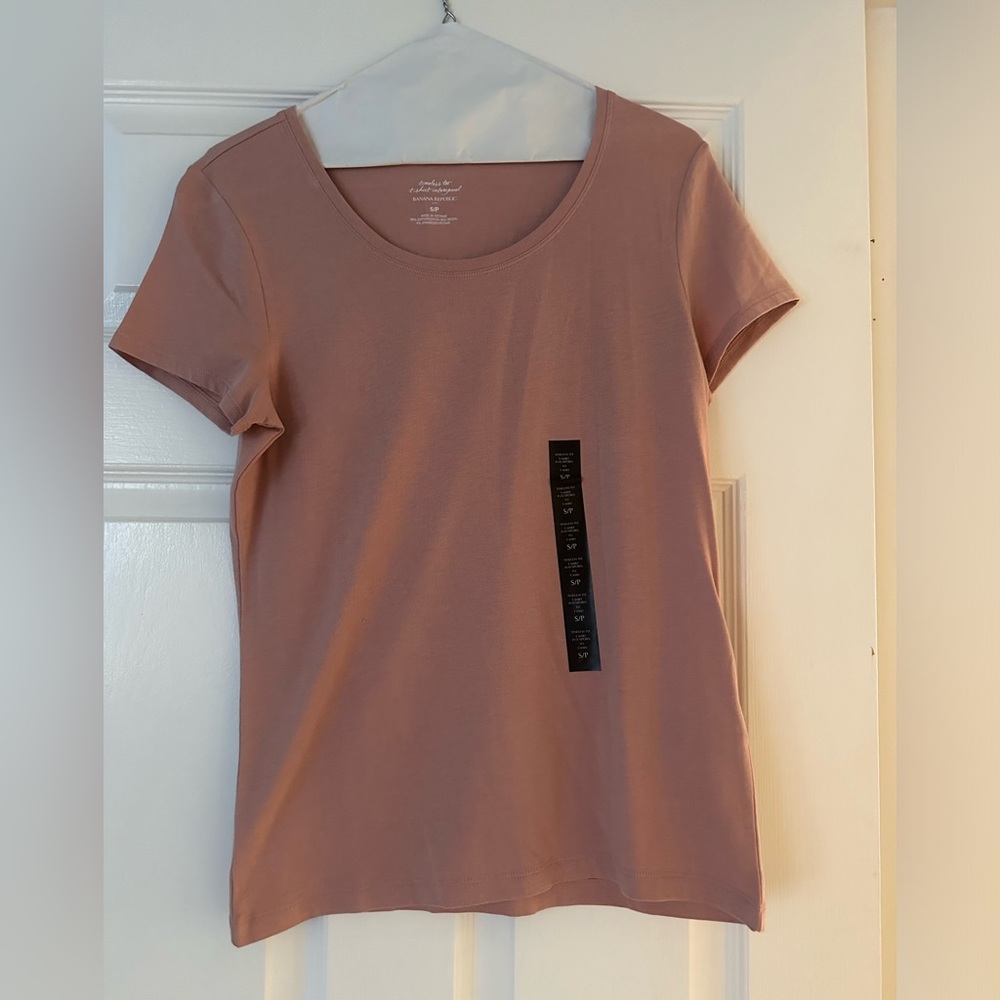 Banana Republic Tee